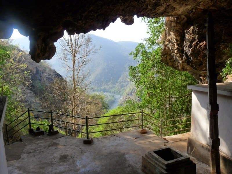 Kavala Caves
